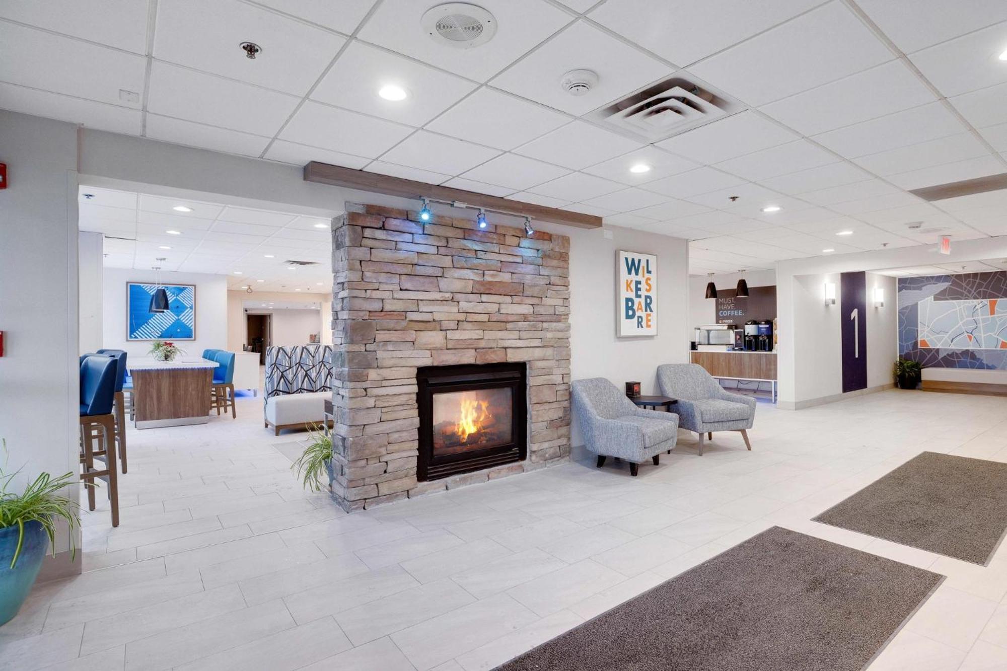 Holiday Inn Express Wilkes Barre East By Ihg Dış mekan fotoğraf